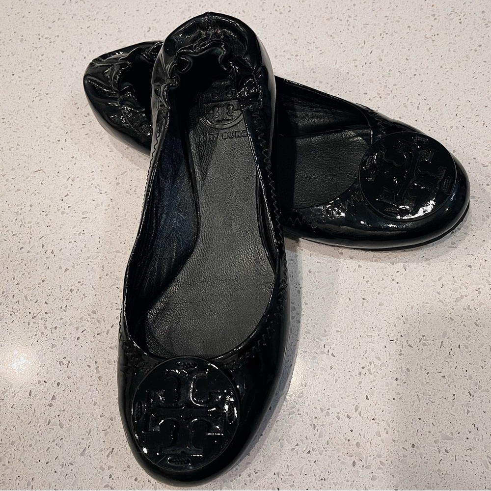 Tory Burch Minnie Patent Flats Size 6
